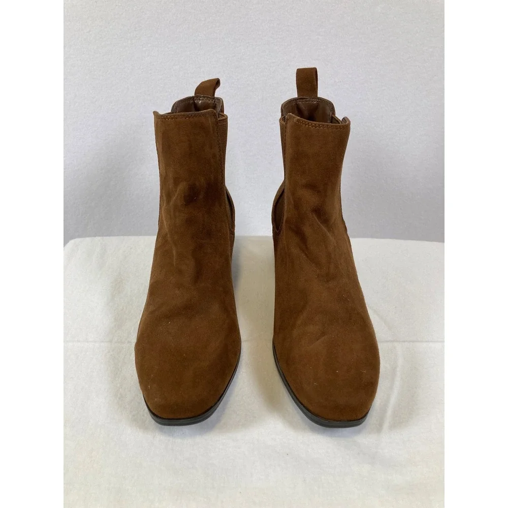 A New Day Chelsea Ankle Boots Womens 8.5 Cognac Brown Faux Suede Block Heel‎